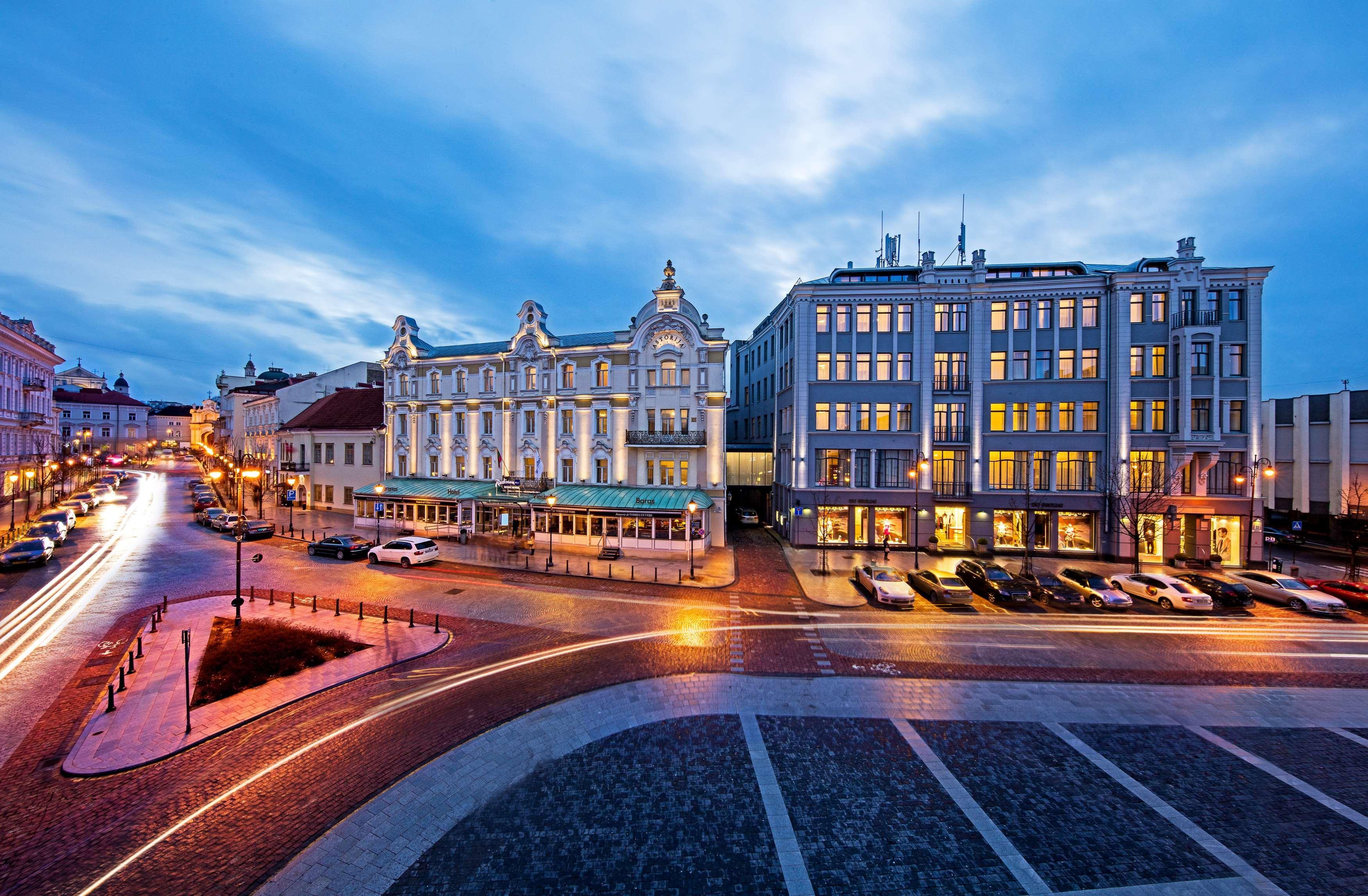 Radisson Collection Astorija Hotel, Vilna Exterior foto The Grand Hotel